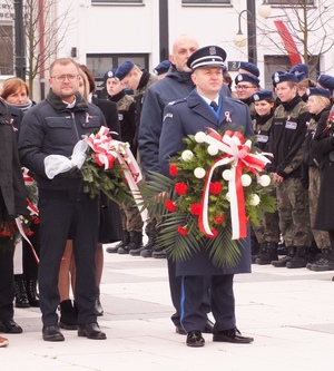 Obchody Święta Niepodległości 11 Listopada w powiecie Proszowickim z udziałem Policji