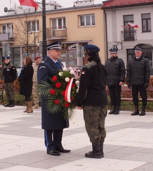 Obchody Święta Niepodległości 11 Listopada w powiecie Proszowickim z udziałem Policji