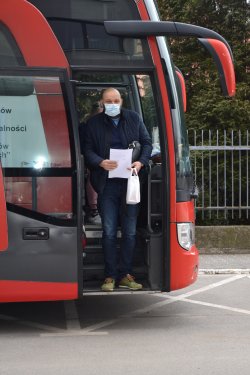 Policjanci KPP Proszowice oddawali krew w ramach akcji 102 litry krwi na 102 rocznicę powstania Policji.