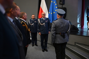 Obchody Święta Policji w Komendzie Powiatowej Policji w Proszowicach z udziałem I Wojewody Małopolskiej Pani Elżbiety Achinger, Zastępcy Komendanta Wojewódzkiego Policji w Krakowie insp. Pawła Krauza, Starosty Powiatu Proszowickiego, Burmistrzów i Wójtów z terenu powiatu proszowickiego oraz zaproszonych gości.