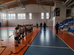 Funkcjonariusze z KPP w Proszowicach na prelekcji