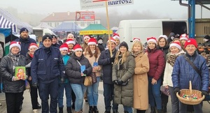 Funkcjonariusze KPP w Proszowicach we wspólnej akcji Widzę Reaguję Pomagam.