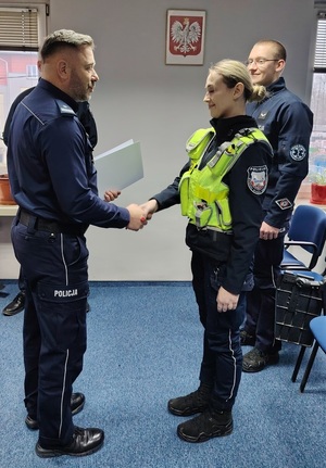 Ukończenie kursu podoficerskiego.