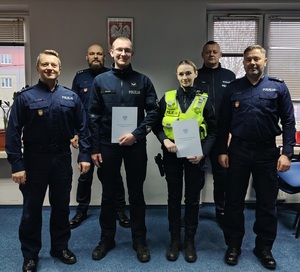 Ukończenie kursu podoficerskiego.