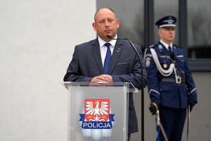 Ślubowanie nowo przyjętych policjantów.