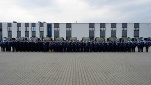 Ślubowanie nowo przyjętych policjantów.