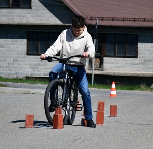 Turniej Powiatowy Bezpieczeństwa w Ruchu Drogowym w Szkole Podstawowej w Glewcu.