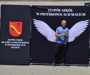 100 lat sportu w Policji. Wspólne spotkanie Policji Proszowice i Zespołu Szkół w Piotrkowicach Małych