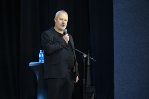 Konferencja „Gdy słowa ranią, a cisza zabija”.