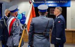 &quot;komendant wojewódzki policji, komendant główny policji i zastępca komendanta głównego podczas uroczystości&quot;&gt;