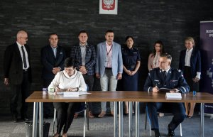 &quot;podpisanie umowy z Małopolskim inspektoratem ochrony środowiska&quot;