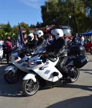 Piknik strzelecki Proszowice. Motory na czele Wydział Ruchu Drogowego Komendy Miejskiej Policji w Krakowie