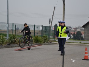 Miasteczko ruchu drogowego i tor przeszkód