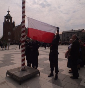 Podniesienie flagi Polski