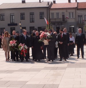 Złożenie kwiatów przy pomniku Tadeusza Kościuszki