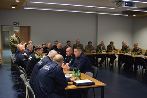 &quot;przedstawiciele Policji oraz parków narodowych na sali&quot;