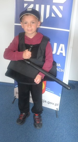 Mali goście w Komendzie Powiatowej Policji w Proszowicach