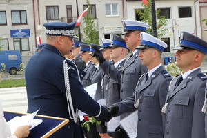 Nadanie odznaczeń i awansów na wyższe stopnie w Policji