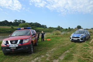 Wspólne działania Policji i Straży na rzeka Wisłą